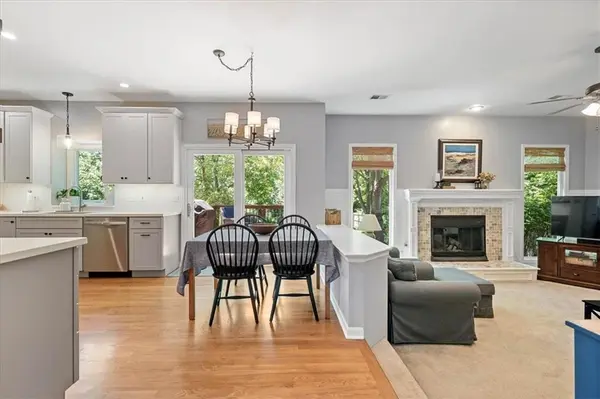 14913 W 124th TER, Olathe, KS 66062