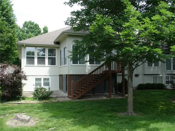 17205 E 44th Street CT #S, Independence, MO 64055
