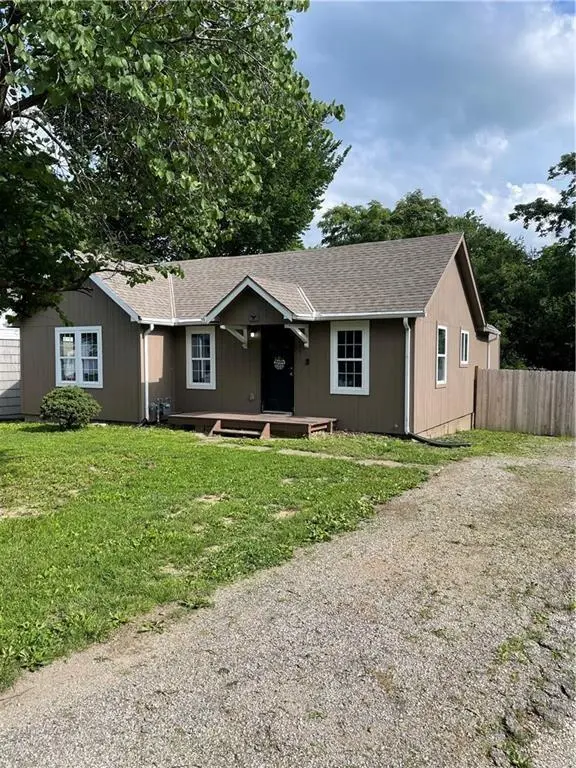 5235 Edith AVE, Kansas City, KS 66104