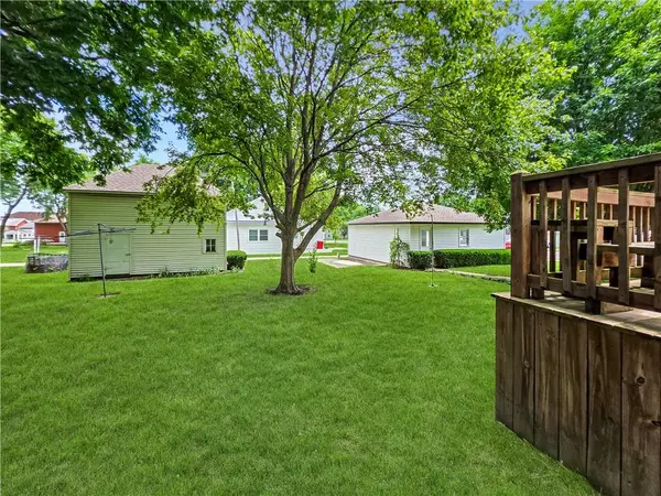 213 W 2nd ST, Alma, MO 64001