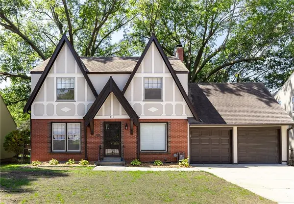 811 E 80th ST, Kansas City, MO 64131
