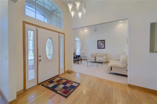 7430 Manchester AVE, Kansas City, MO 64133