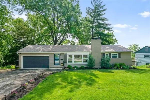 6109 N Lenox AVE, Kansas City, MO 64151