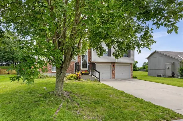 6819 NE 113TH TER, Kansas City, MO 64156