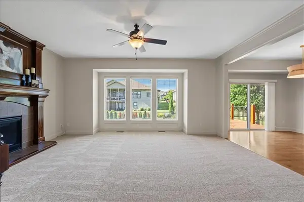 3107 W 155th TER, Overland Park, KS 66224