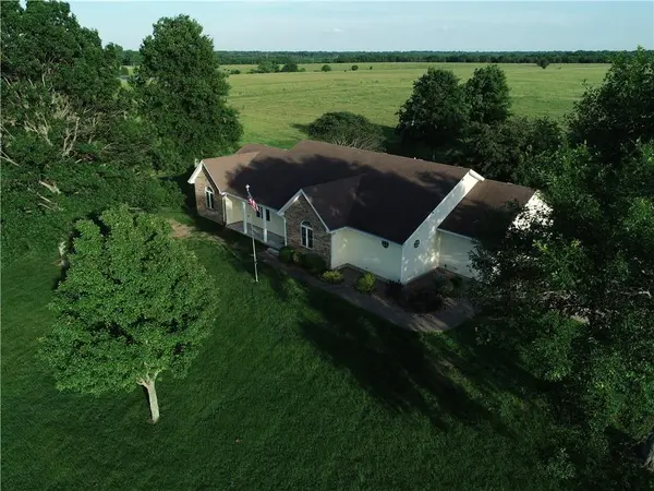 30919 W 363rd ST, Osawatomie, KS 66064