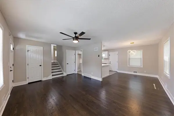 11207 Monroe CT, Kansas City, MO 64137