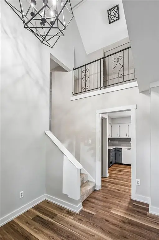 7716 NW 69th TER, Kansas City, MO 64152