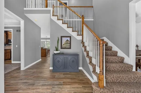 21614 W 96th ST, Lenexa, KS 66220