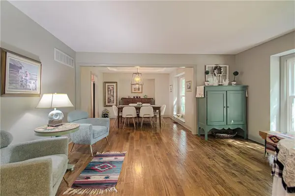 14629 W 83rd TER, Lenexa, KS 66215