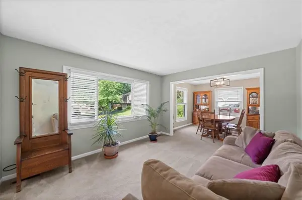 8203 Hauser ST, Lenexa, KS 66215