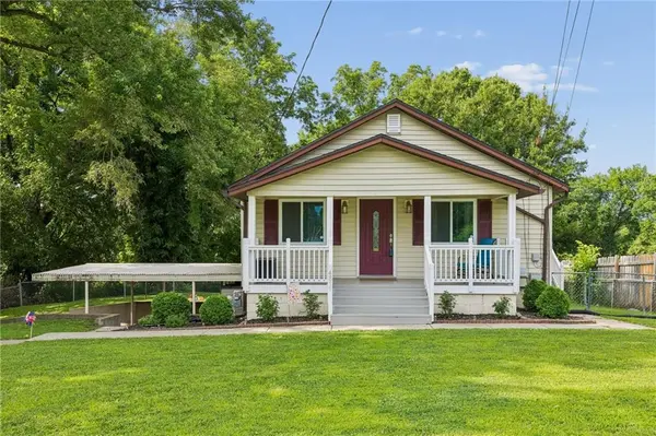 4811 NE 44th TER, Kansas City, MO 64117