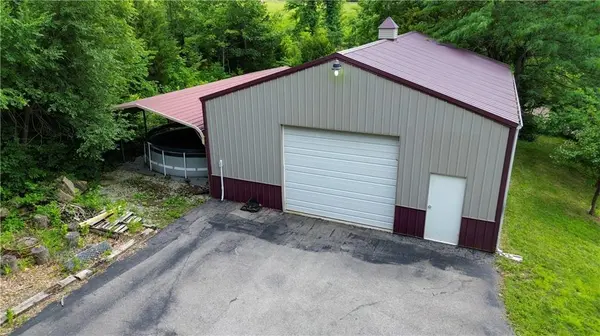 22700 E Blue Mills RD, Independence, MO 64058