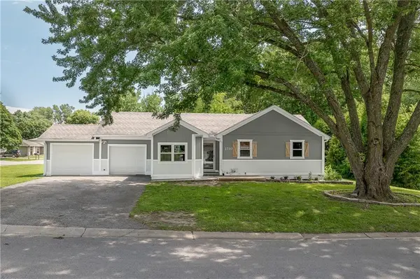 2710 Roma LN,  Country Club,  MO 64505