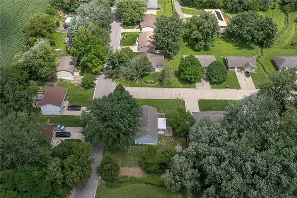 2710 Roma LN, Country Club, MO 64505