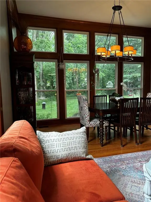 606 Harborview DR, Smithville, MO 64089