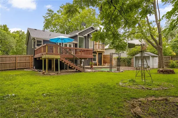 15820 W 123rd ST, Olathe, KS 66062