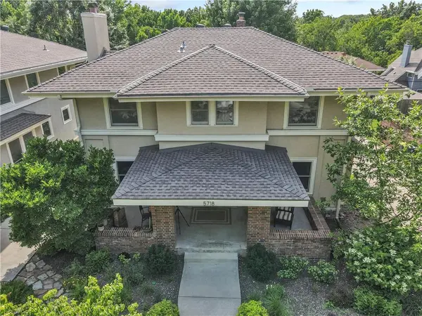 5718 Mcgee ST, Kansas City, MO 64113