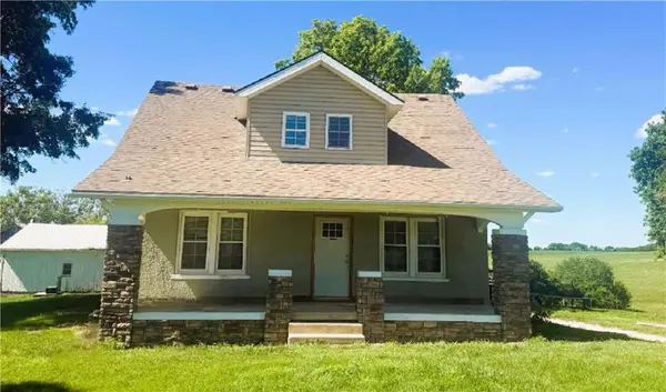 19319 County Road 296 RD,  Cosby,  MO 64436