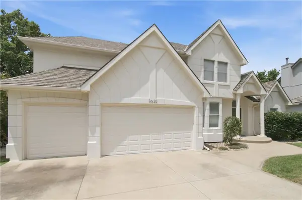 3620 NW Primrose LN, Lee's Summit, MO 64064