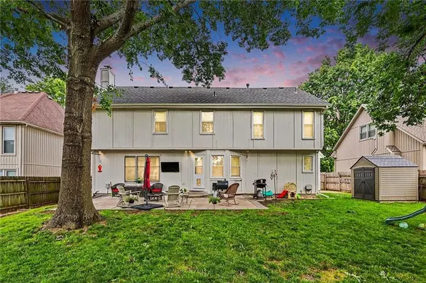 14317 S Blackfoot DR, Olathe, KS 66062