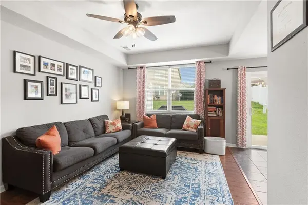 228 N 4th TER, Louisburg, KS 66053