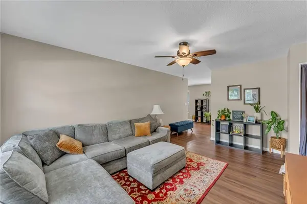 3233 Glacier DR, Lawrence, KS 66047
