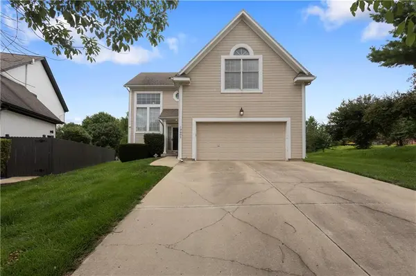 13802 S Mullen ST, Olathe, KS 66062
