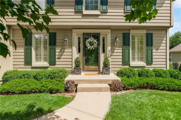 7930 W 117th ST, Overland Park, KS 66210