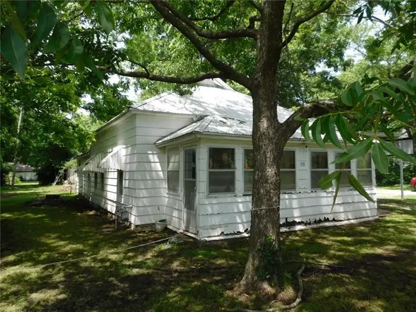 702 W Larch ST, Cherokee, KS 66724