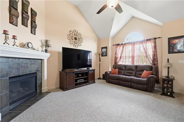 1404 Fox Run TRL, Platte City, MO 64079