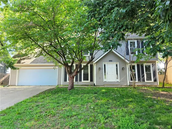 12618 W 69th ST, Shawnee, KS 66216