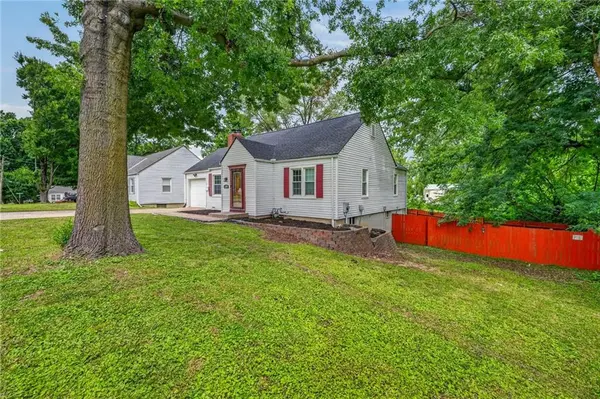 11602 E 37TH ST #S, Independence, MO 64052