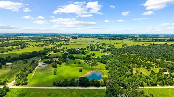 1432 Cr 2500 N/A, Caney, KS 67333
