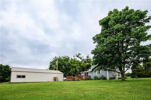 16800 E 1850 RD, Lacygne, KS 66040