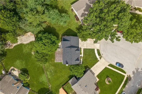 8602 N Beaman AVE, Kansas City, MO 64154