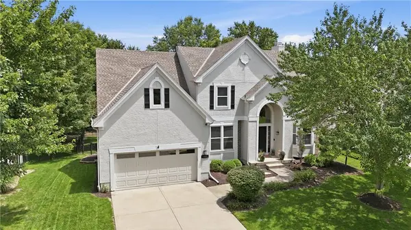 12459 Rosehill ST, Overland Park, KS 66213