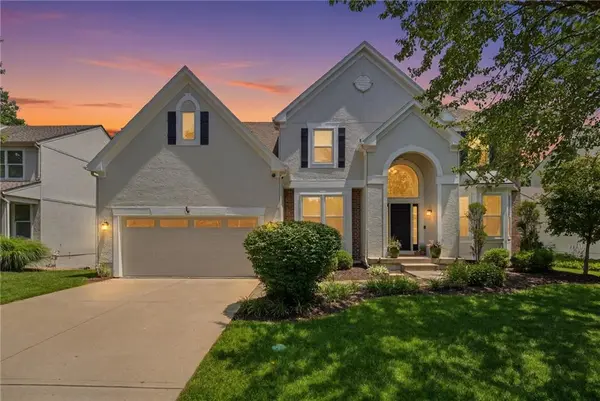 12459 Rosehill ST, Overland Park, KS 66213