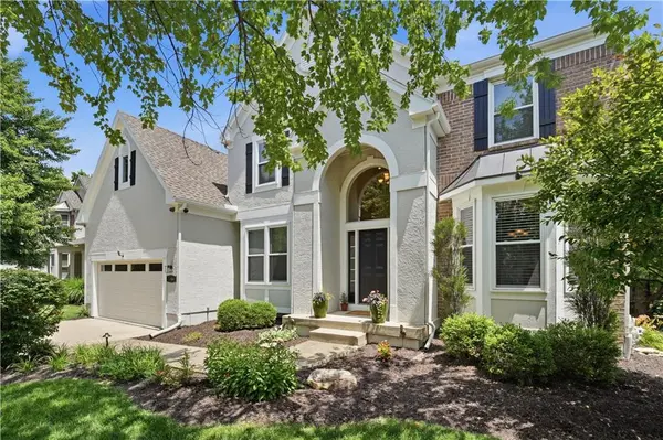 12459 Rosehill ST, Overland Park, KS 66213