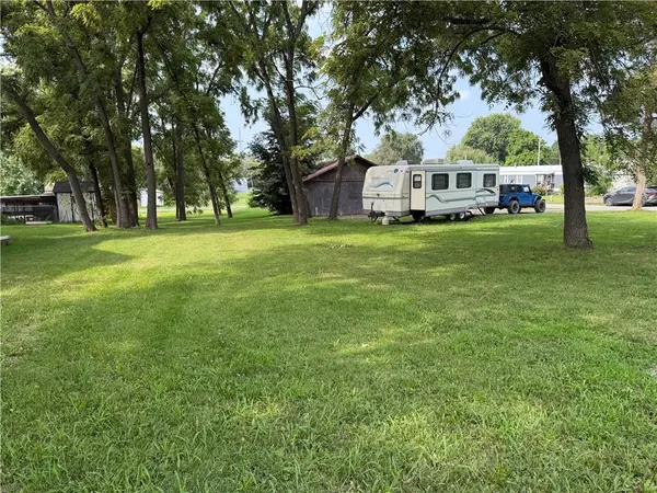 108 S Allen LN,  Jamesport,  MO 64648