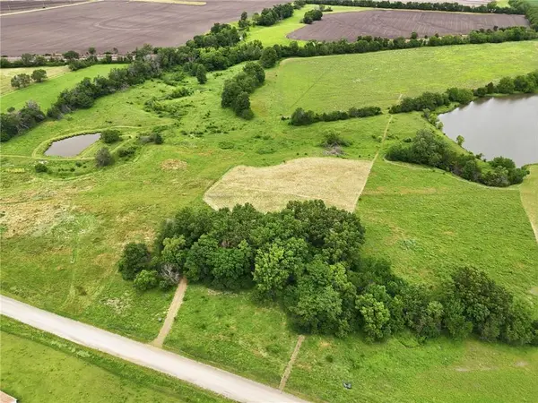 3375 Reno RD, Ottawa, KS 66067
