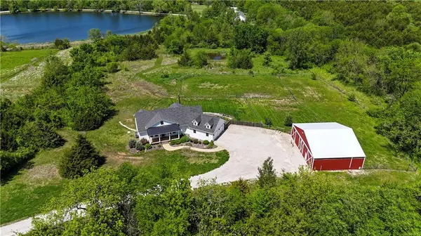 30424 W 271st ST,  Paola,  KS 66071