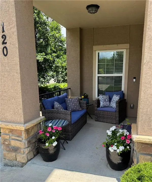 16009 Fontana ST #120, Overland Park, KS 66085
