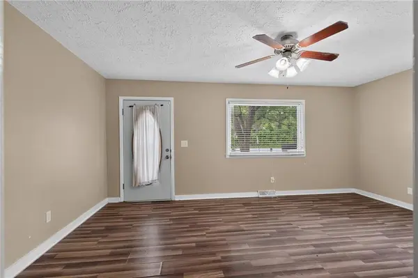 14900 Bellaire AVE, Grandview, MO 64030