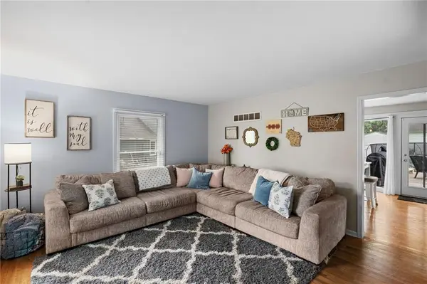 315 Hawthorne DR, Belton, MO 64012