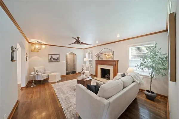 2609 W 50th TER, Westwood, KS 66205