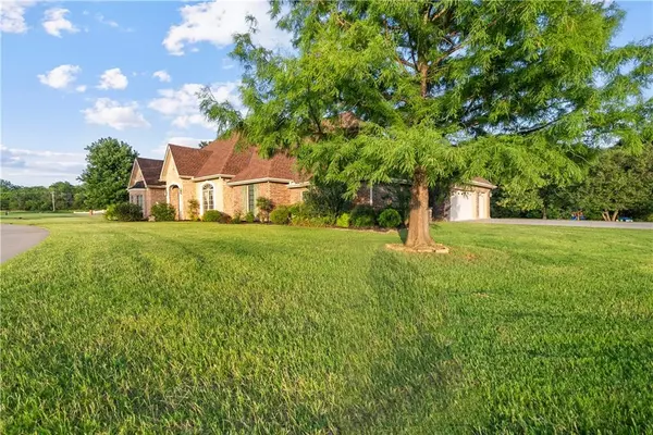 2861 W Northbrook ST, Coffeyville, KS 67337