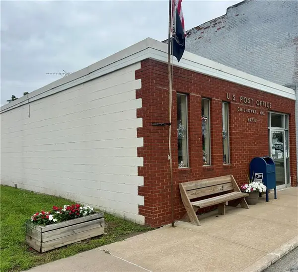 111 E Walnut ST, Chilhowee, MO 64733