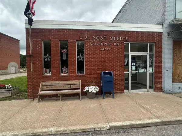 111 E Walnut ST, Chilhowee, MO 64733