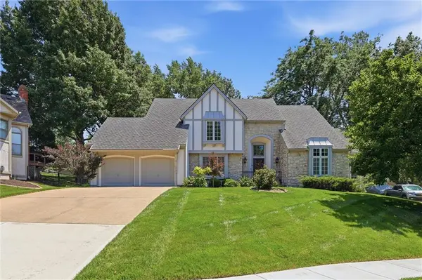 11107 W 122nd ST, Overland Park, KS 66213